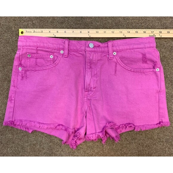 Lucky Brand Shorts Womens 12/31 Mid Rise Cut-Off Pink Denim Beach Pool Summer - Picture 4 of 10